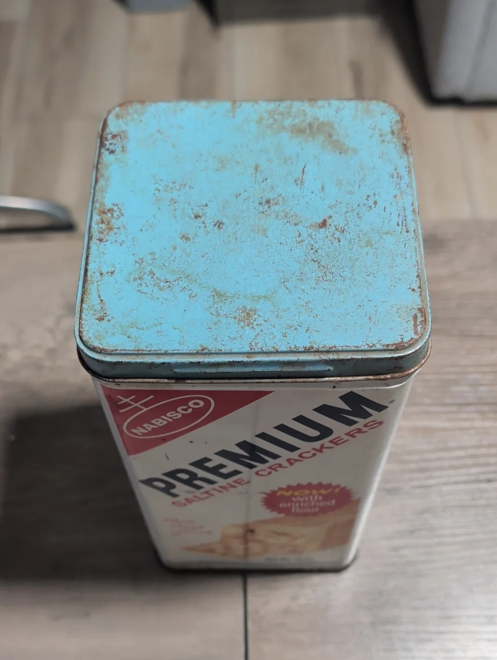 Vintage 1969 Nabisco Cracker Tin